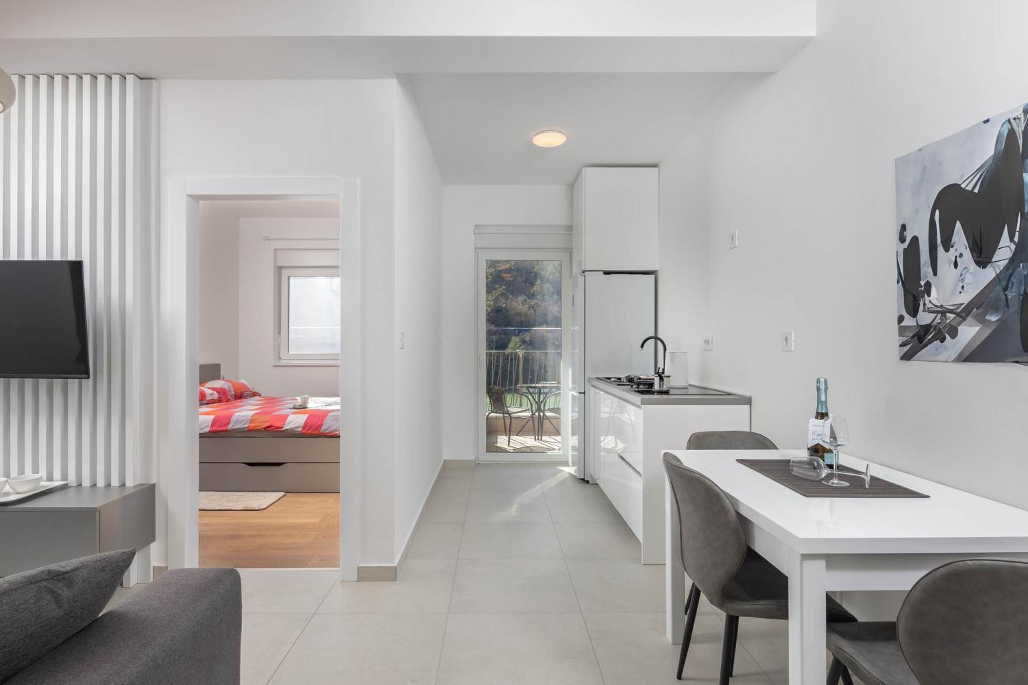 Seafront Villa Andrijana - Happy Rentals Plomin Eksteriør bilde