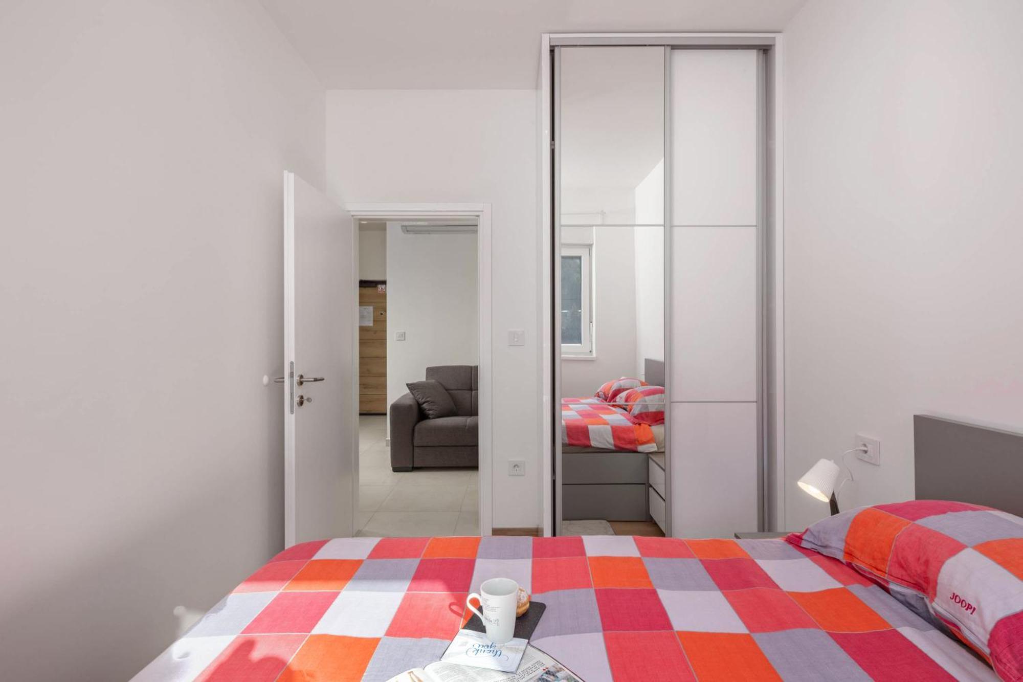 Seafront Villa Andrijana - Happy Rentals Plomin Eksteriør bilde