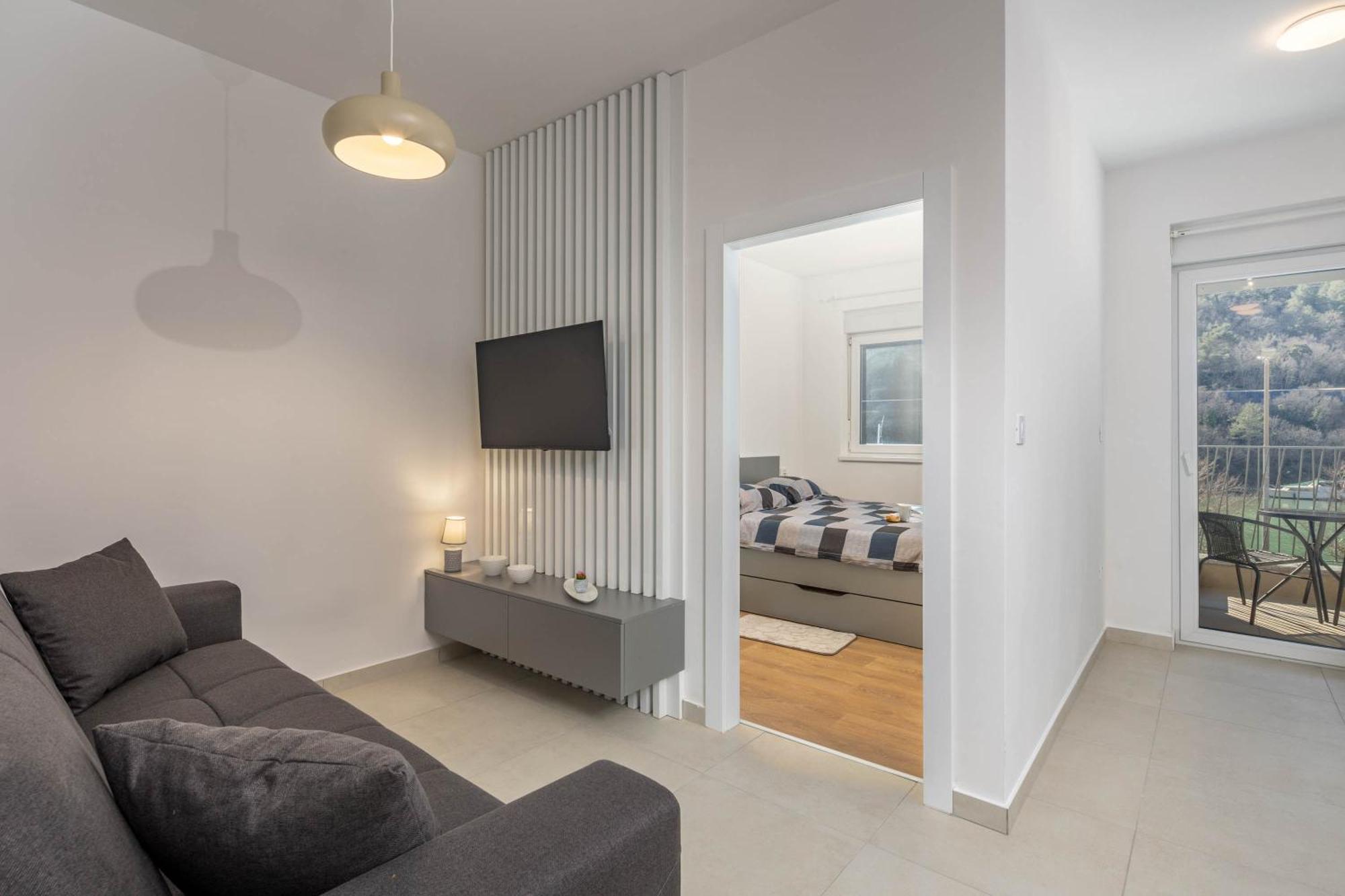 Seafront Villa Andrijana - Happy Rentals Plomin Eksteriør bilde