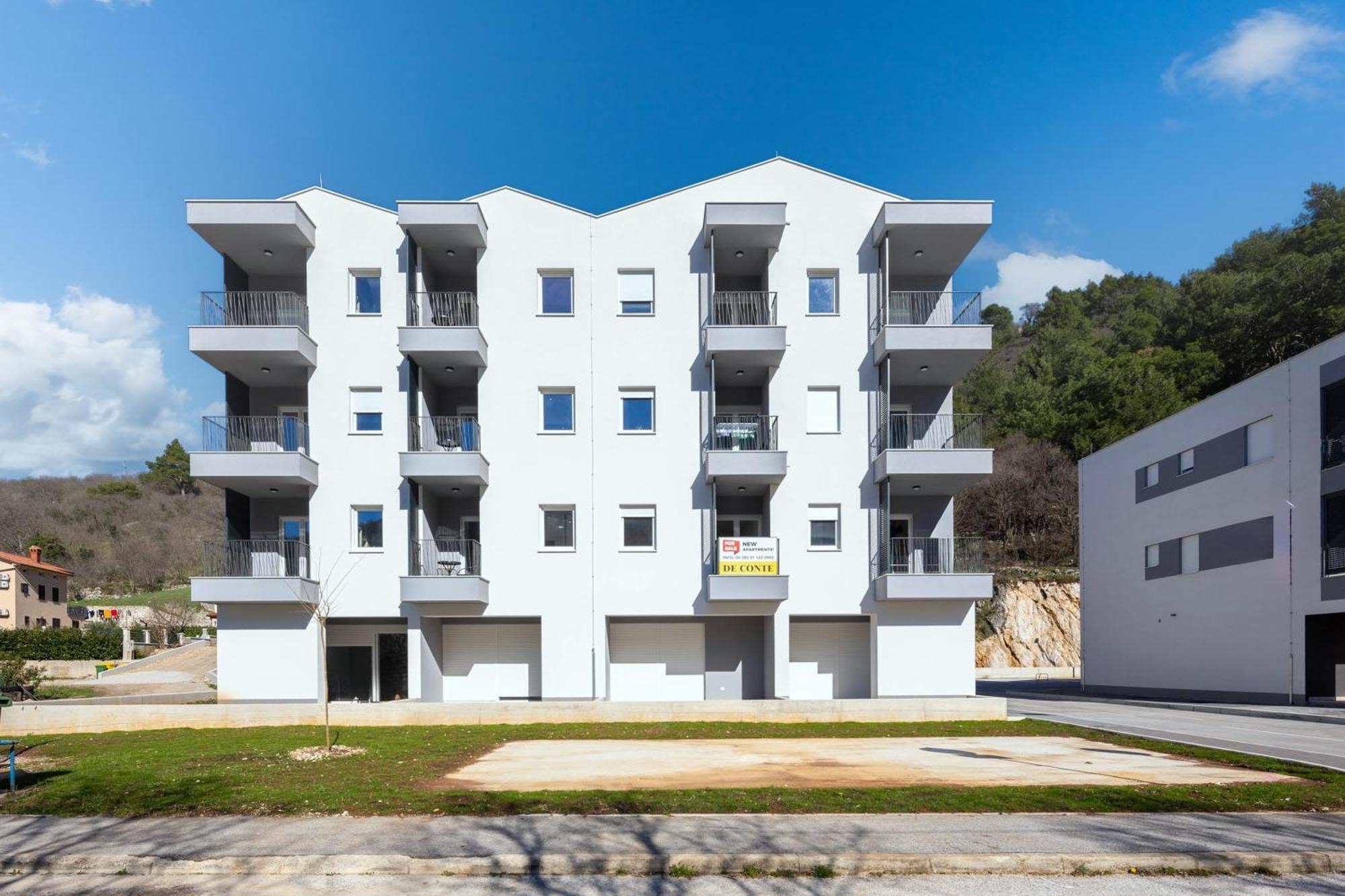 Seafront Villa Andrijana - Happy Rentals Plomin Eksteriør bilde