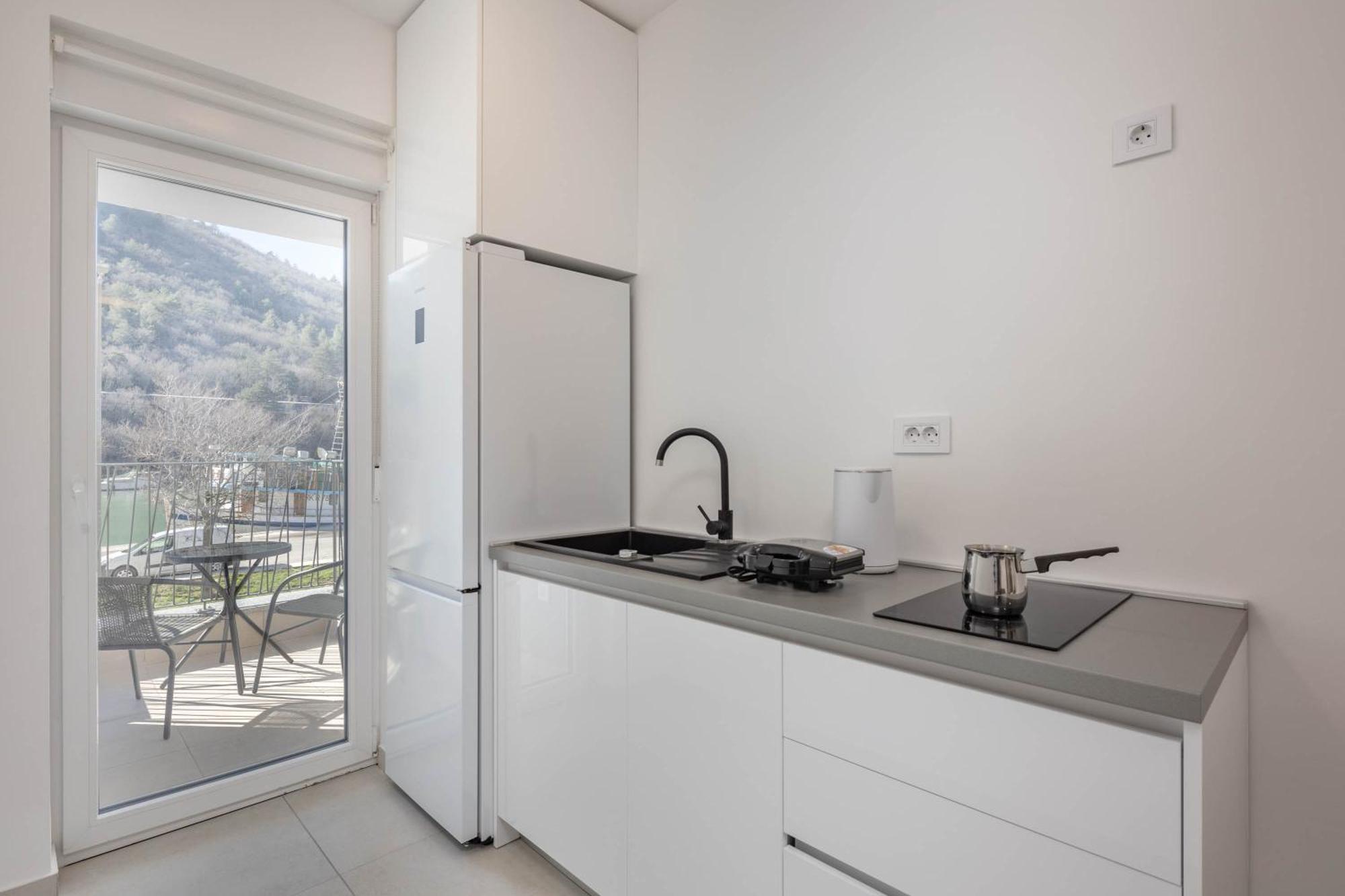 Seafront Villa Andrijana - Happy Rentals Plomin Eksteriør bilde