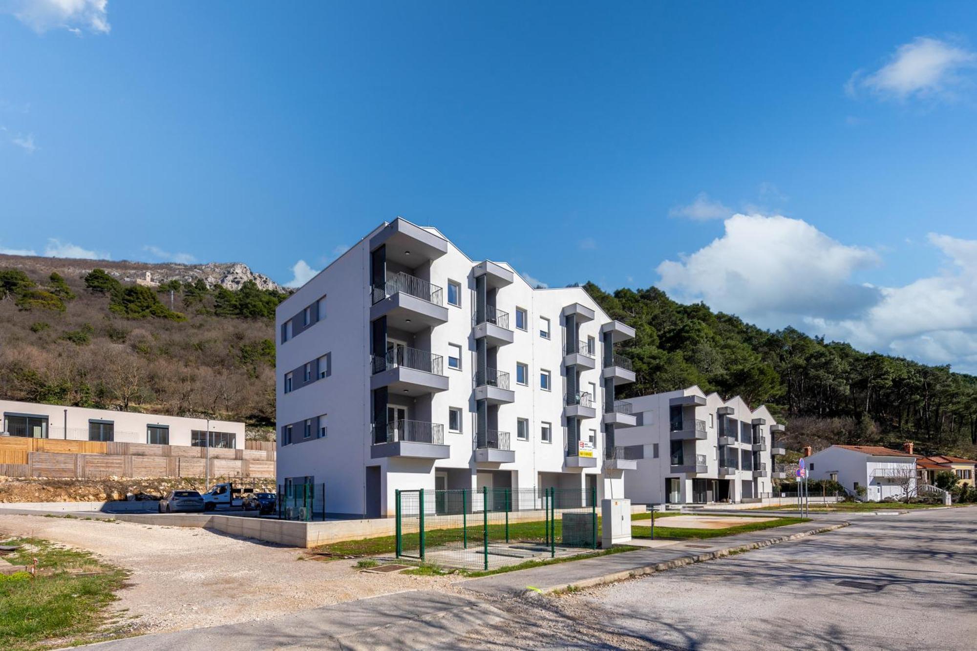 Seafront Villa Andrijana - Happy Rentals Plomin Eksteriør bilde